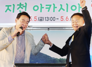 정희용 의원-칠곡군수 브로맨스 ‘눈길’