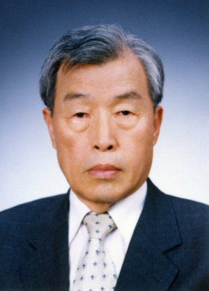 영광학원, 제13대 이사장 이상희 씨