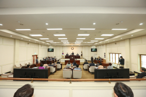 수성구의회, 제255회 임시회 개회