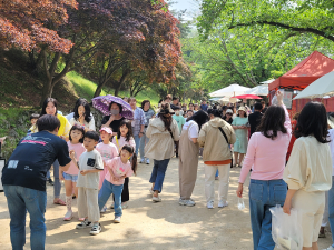안동시, 월영장터 상설 프리마켓 ‘인기’