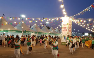 포항국제불빛축제기간 농특산물 직거래장터 ‘활짝’