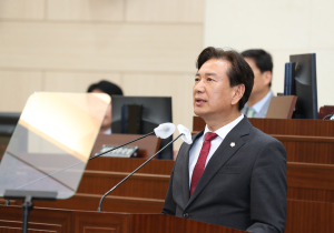 “호반나들이길, 노약자ㆍ장애인 이용 어려워”