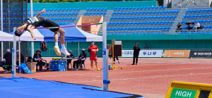 영주시청 박순호, 예천 실업육상경기대회 높이뛰기 1위
