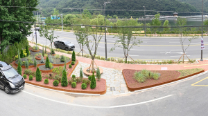 정원으로 변신한 송해공원 공한지