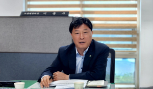 “칠곡 토박이로 이웃과 함께 하는 삶 영위해 나갈 것”