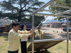 청도교육청,  초등학교 어린이놀이시설 등 긴급 점검 실시