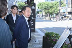 홍준표 대구시장, 퀴어문화축제 현장점검