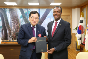 데씨 달케 주한에티오피아 대사 경주 방문 …“APEC 경주 유치 적극 응원”