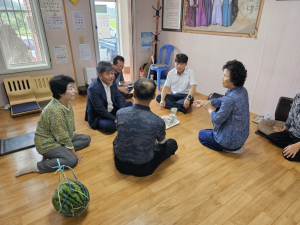 포항시 동해면, 초복맞이 경로당 위문