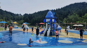도심 속 피서…포항 야외물놀이장 ‘활짝’
