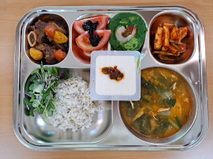 경북교육청, 학교급식 주제별 우수식단 30편 선정