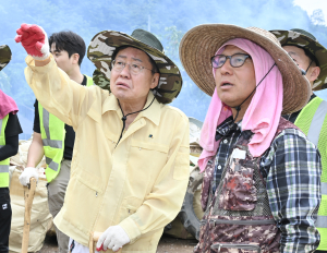 대구시 공무원 300명, 경북 예천 수해 복구 지원