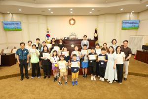 대구 수성구의회, 청소년 견학 실시