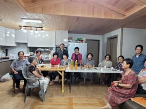 소보 청화산 다우회, 사계절 꽃가람 마을서 모임