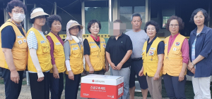 상주 외서면적십자봉사회, 화재 피해 가구 구호품·위로금 전달