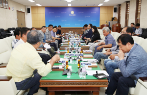 안동 양봉산업 활성화 조례 제정…관계자 만나 애로사항 청취