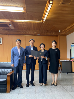 하민영 포항대학교 총장 장학금 전달식