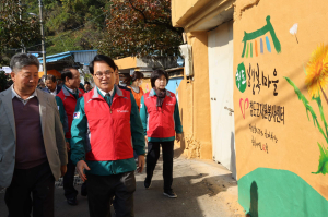 따뜻한 재능기부…더욱 정겨운 청도군 옥산2리
