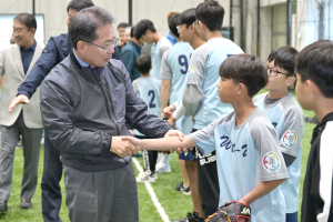 군위군, 단기스포츠체험강좌 ‘야구교실’ 마무리