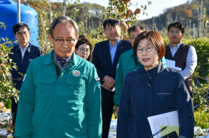 농식품부, 영주 봉현면 우박피해 현장 점검