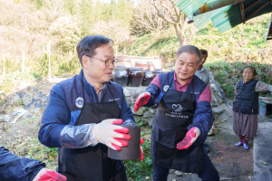 월성본부, 노경 함께하는 따뜻한 연탄배달 봉사활동