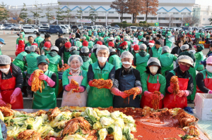 김장으로 나눈 온정…포항시새마을회 행사 성료