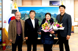 울릉군, (사)안용복장군기념 사업회 이수자 회장 감사패 수여