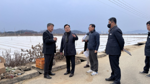 김학홍 경북도 행정부지사, 문경 혁신농업타운 현장점검