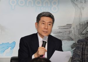 이강덕 포항시장 “정부가 지진피해 일괄배상해야”