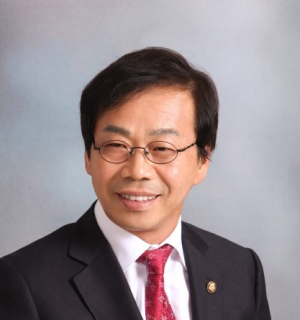 이완영 “폭탄급 국비 확보로 칠ㆍ성ㆍ고 살릴 것”