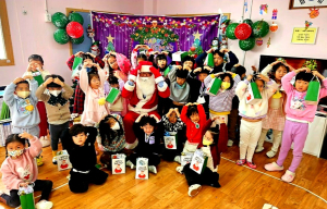 <포토> 산타로 변한 장학사