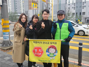 최우영, 등굣길 교통봉사 현장서 공약 반영 약속