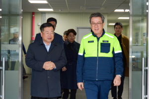산자부 1차관, 취임 첫 현장 행보 포항이차전지 특화단지 방문