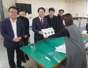 류성걸 “동구의 발전 위해 노련한 의원이 필요”