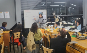 포항시립미술관 “생활소품도 만들고 주얼리 공예도 하고”