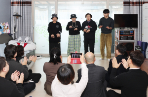 설날 덕담도 ‘랩’으로 하는 칠곡 할매들