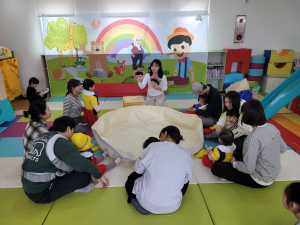 울진군아이누리장난감도서관 ‘오감놀이’ 프로그램 운영
