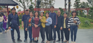 박상철 봉화 이장, 계절근로자와 끈끈한 우정