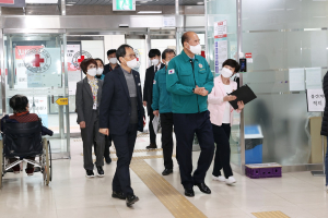 상주시, 비상 진료체계 점검…강영석 시장“행정역량 집중”