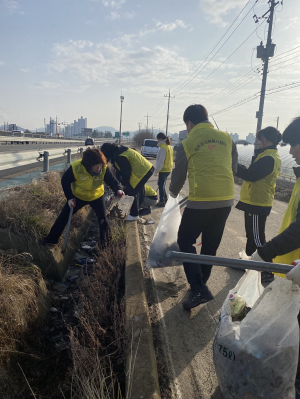 성주군 새마을교통과, 환경정화 봉사 펼쳐