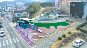 김천시, 벚꽃 핫플 연화지에 야외공연장 조성
