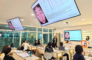 중국인 연수단, 영진전문대서 K-뷰티 매진