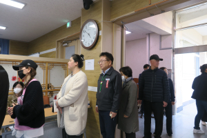 손병복 울진군수, 주민들과 사전투표 참여