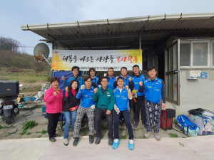 경북도청 봉사동아리, 도배ㆍ장판 교체 활동
