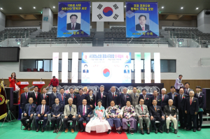 이강덕 포항시장 “어르신 행복 정책 마련 노인회와 함께”
