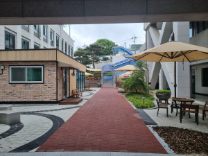 김천시, 봄 맞아 청사 환경 정비 완료