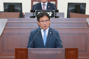김순중 안동시의원, 시장 상대 자유발언