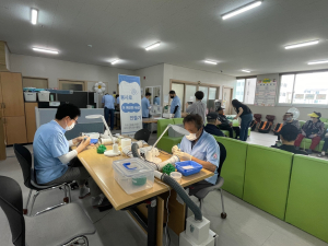 대구 동구 의치 세척 봉사단, 성덕재가노인돌봄센터서 찾아가는 봉사활동