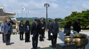 대구경북병무청, 호국보훈의 달 맞아 영천호국원 참배