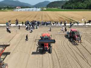 구미시, 밀+콩 이모작 안정생산 기계화 연시